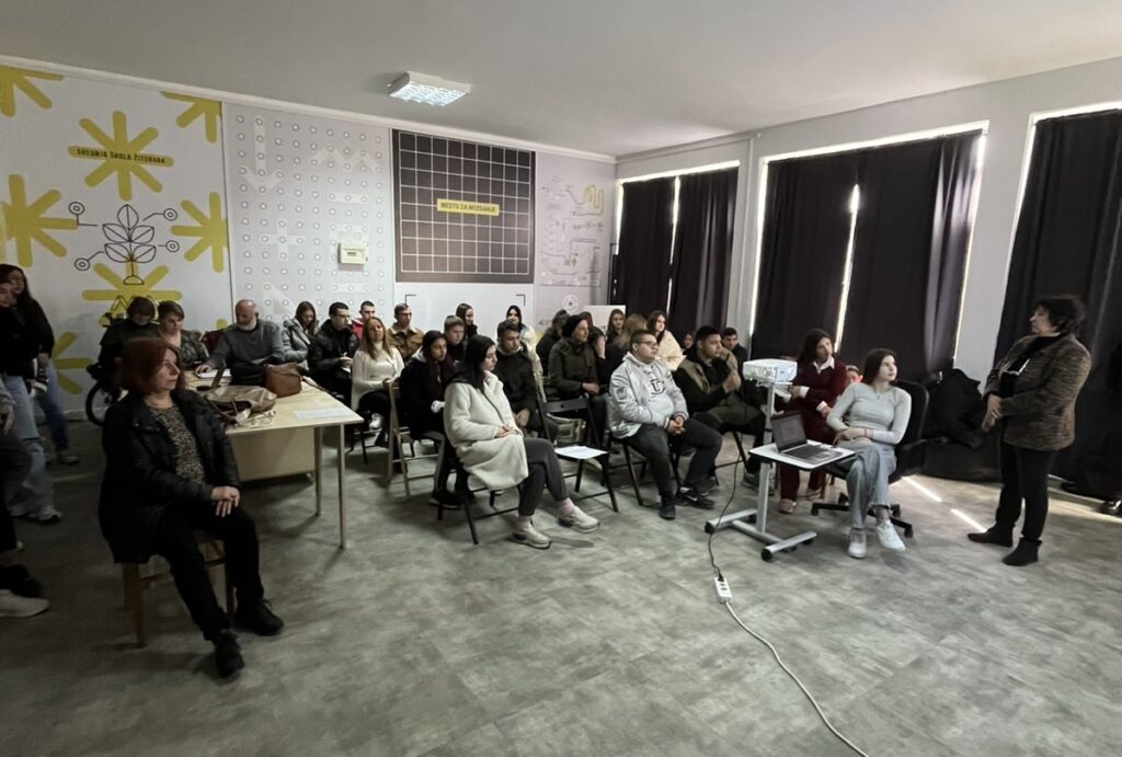 Предавање - Коко Стронг и ПССС Куршумлија